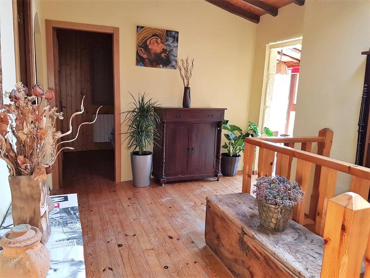 La Casa De Las Rocas - En La Ribeira Sacra Nogueira De Ramuin Luaran gambar