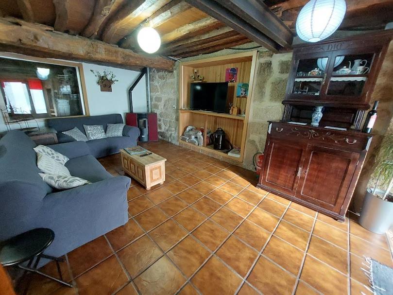 La Casa De Las Rocas - En La Ribeira Sacra Nogueira De Ramuin Luaran gambar
