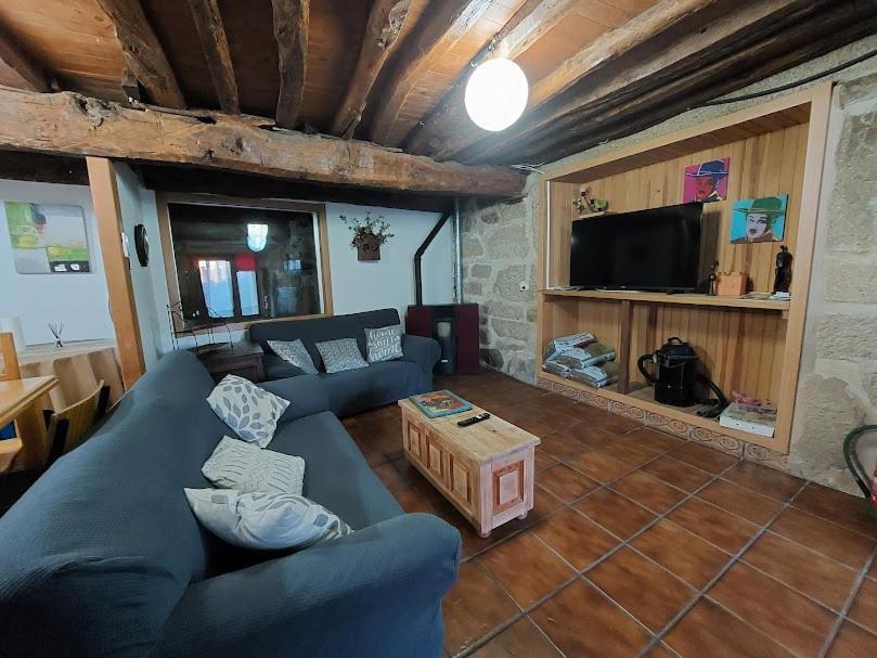 La Casa De Las Rocas - En La Ribeira Sacra Nogueira De Ramuin Luaran gambar