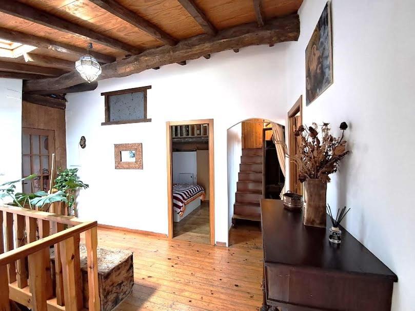 La Casa De Las Rocas - En La Ribeira Sacra Nogueira De Ramuin Luaran gambar